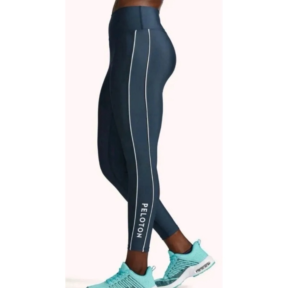 Peloton Show Up Tuxedo Stripe Leggings, Size Medium